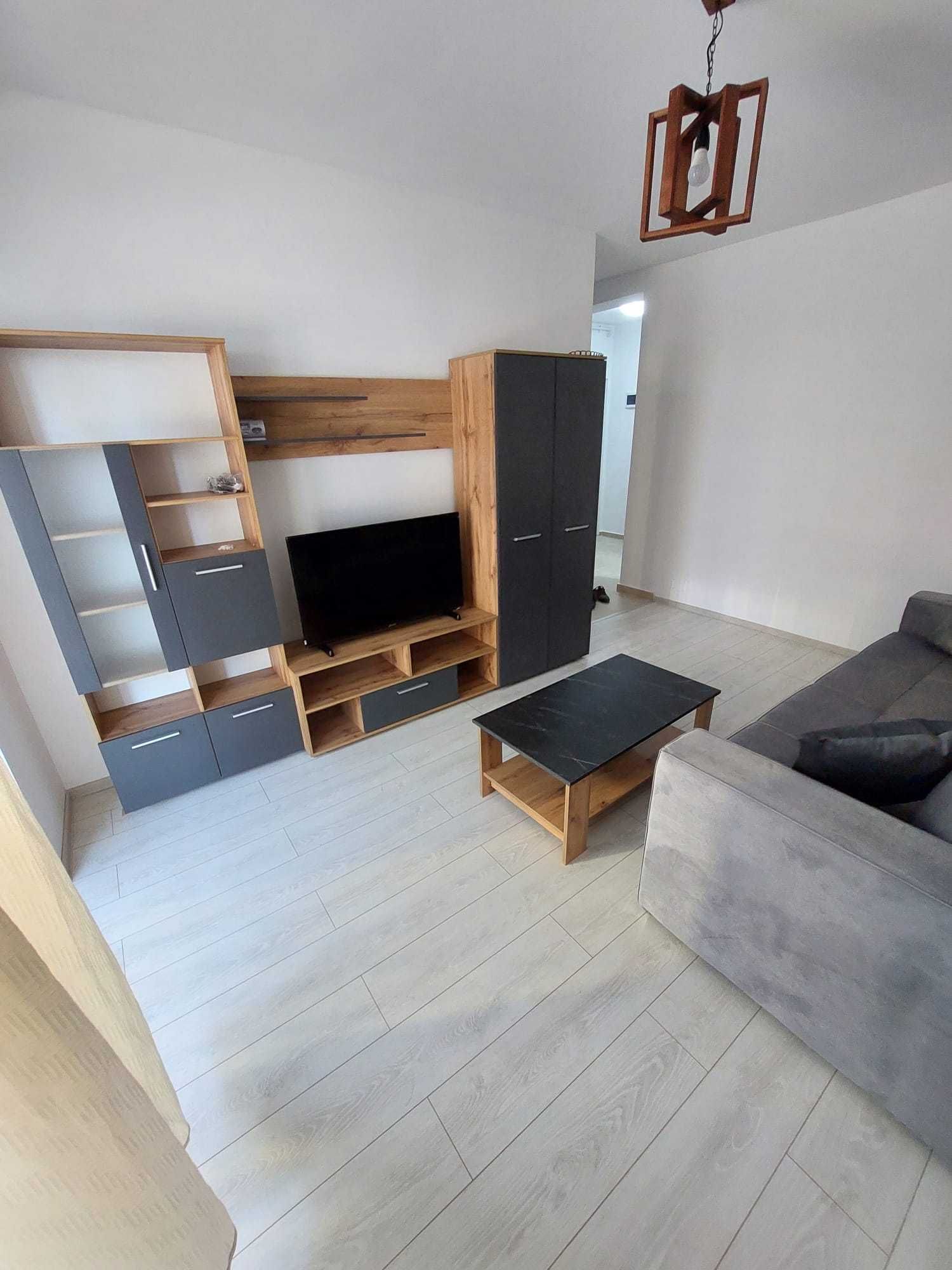 Inchiriez apartament cu o camera