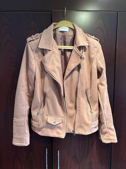 Дамско яке размер М