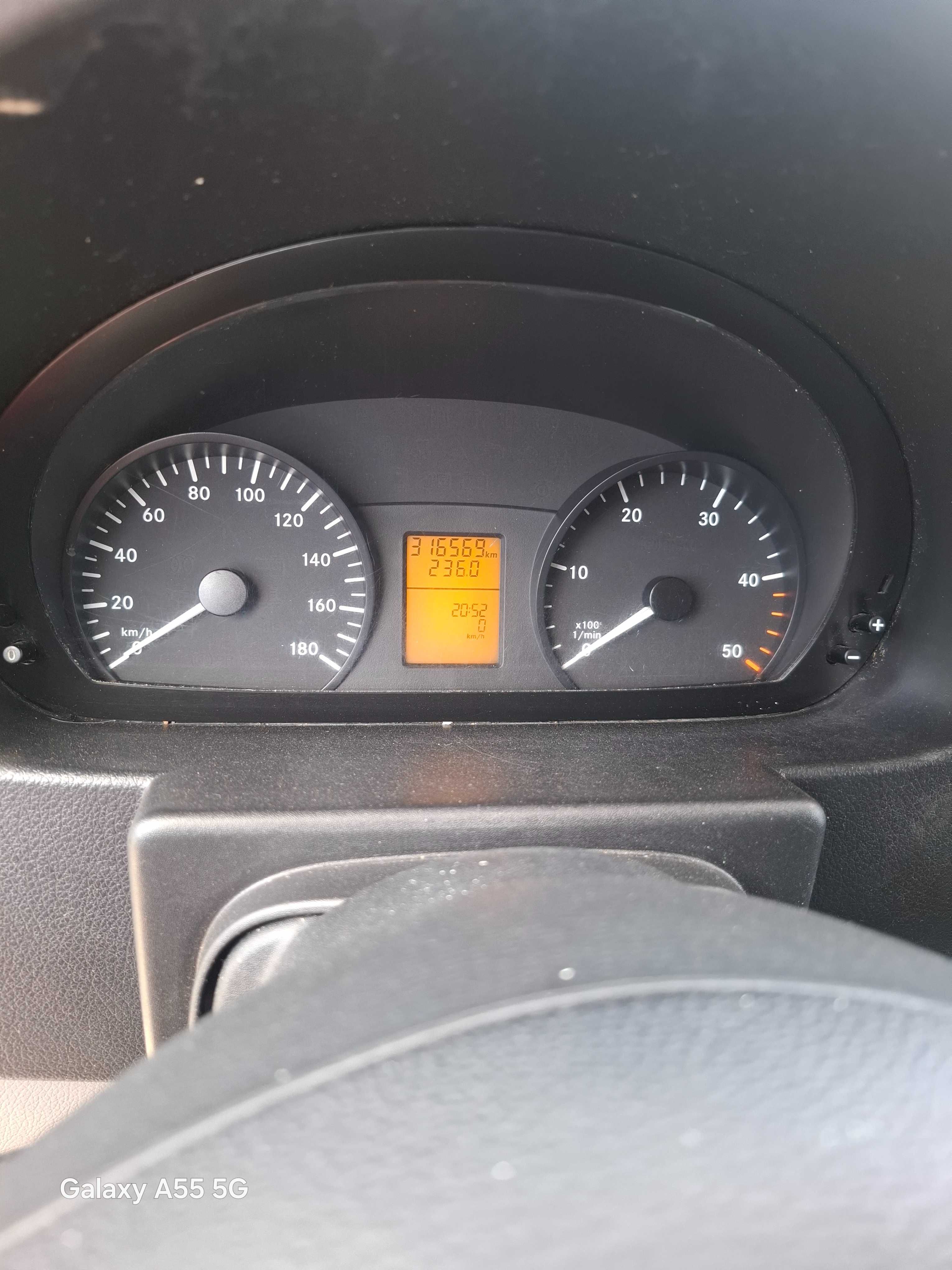 Mercedes Sprinter an 2013,Km 320000 k,6 trepte,2,2 D, inmatriculat