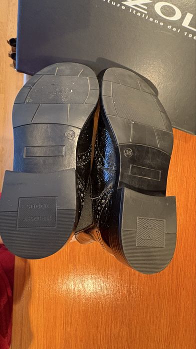 Ghete piele naturala lac negre Rizzoli Italia 36