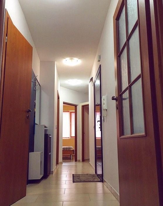 Дава се под наем Тристаен апартамент в Бургас, Лазур - 85 кв.м за 612 € - Снимка #9