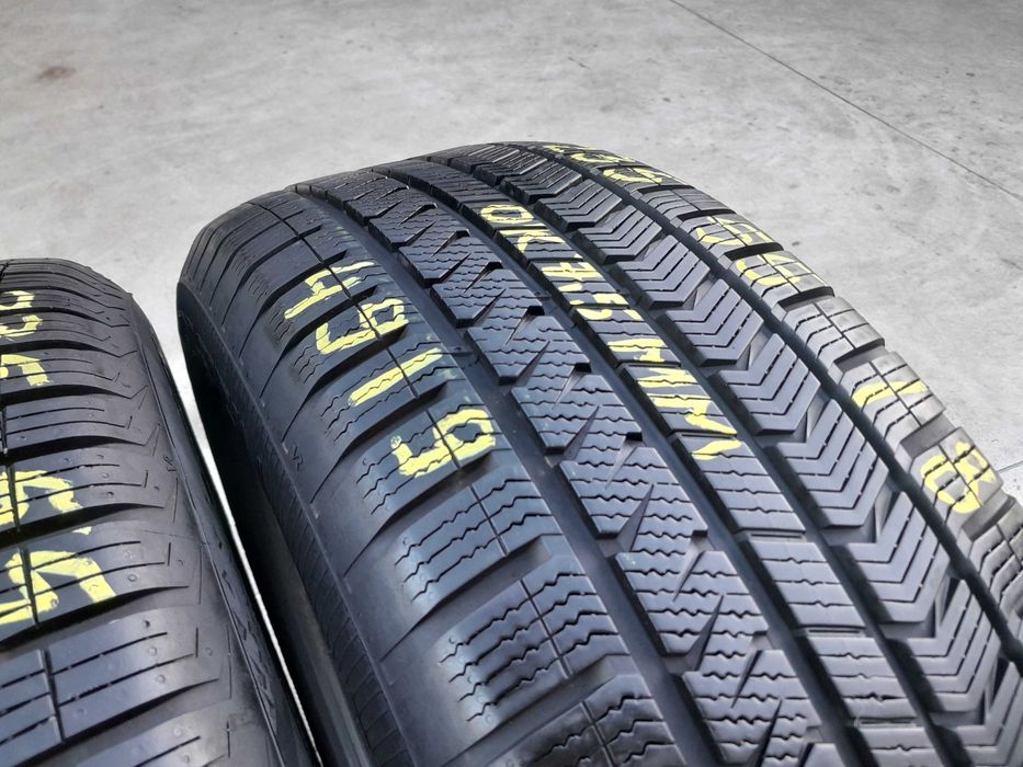 Doua anvelope iarna 235 55 18 vredestein 5 profil Quatrac 5 cu 7,5 mm
