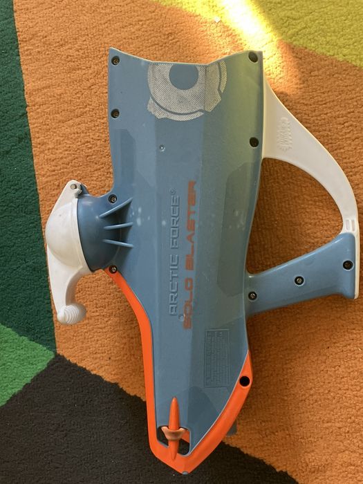 Детски бластер за стрелба със снежни топки