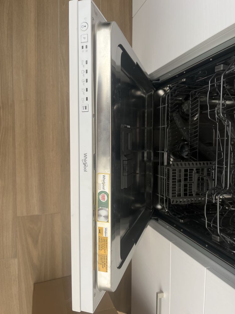 Съдомиялна машина за вграждане Whirlpool WI 3010, 13 КОМПЛЕКТА