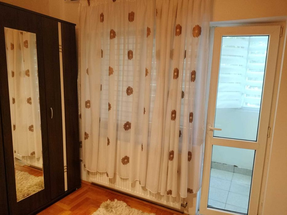 Inchiriez apartament 3 camere in Marasti, str. Bucuresti nr.86+Parcare