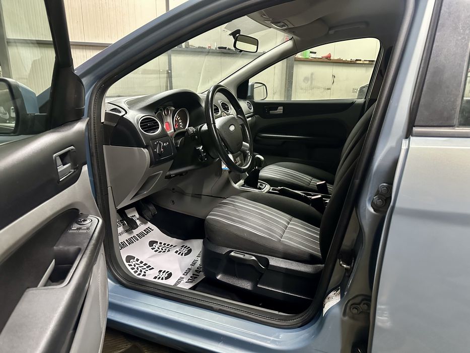 Ford Focus 2009 Benzina GARANTIE •Rate Fixe