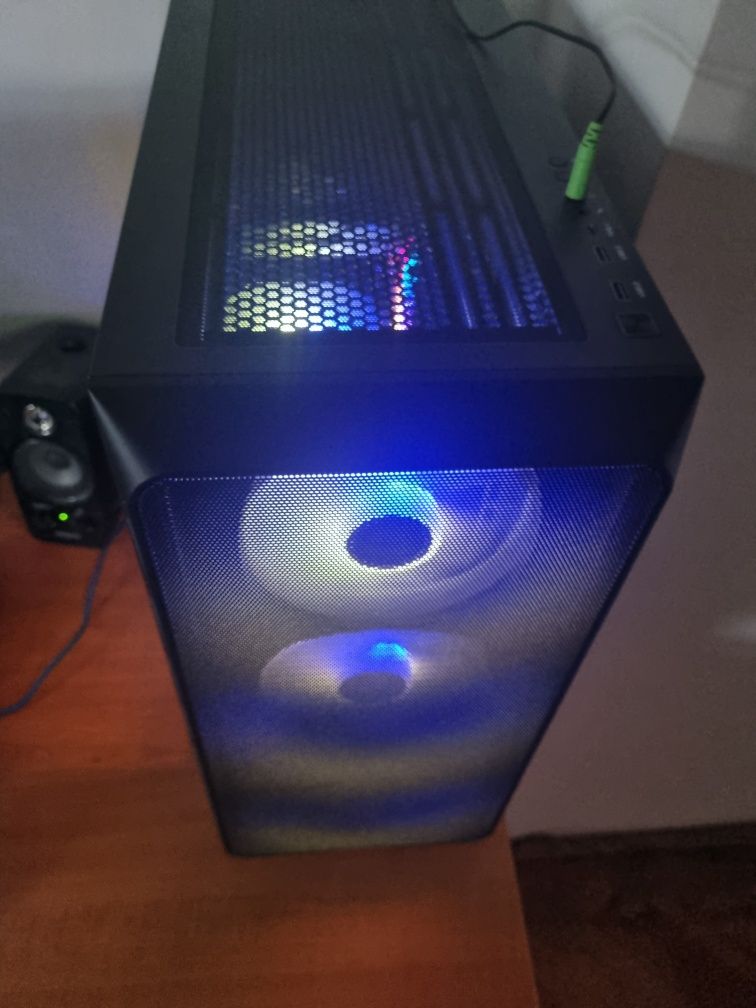 Геймърски компютър с RTX 3080 SUPRIM – готов за всяка игра!