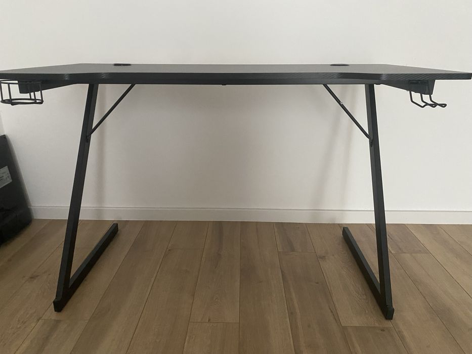 Masa gaming-stare foarte buna