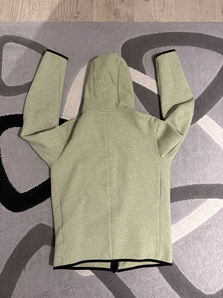 Nike Sportswear Tech Fleece Анцуг
