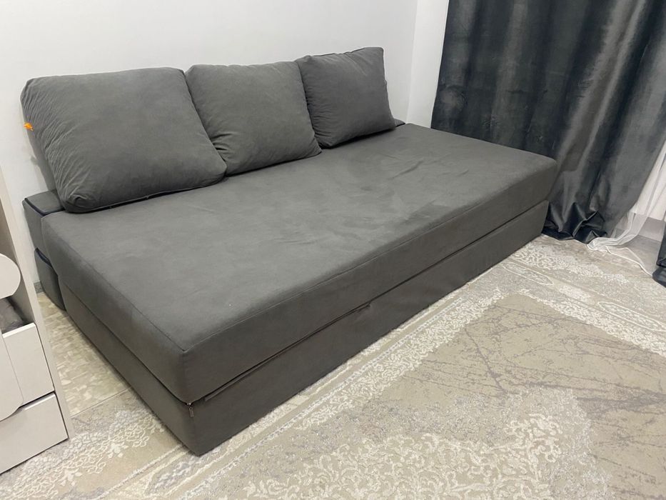 Продам диван без каркасный