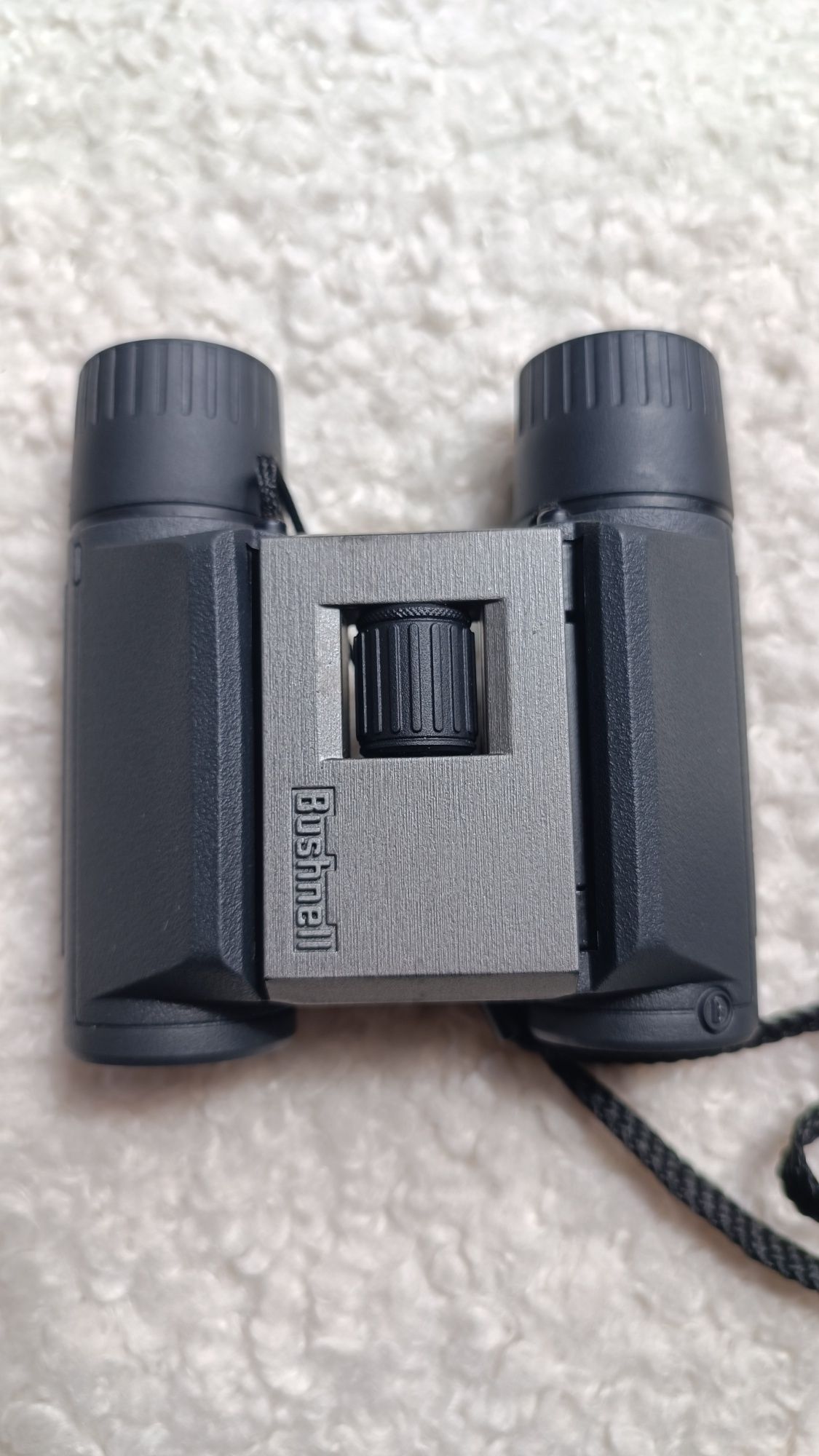 Bushnell 8x21mm бинокъл