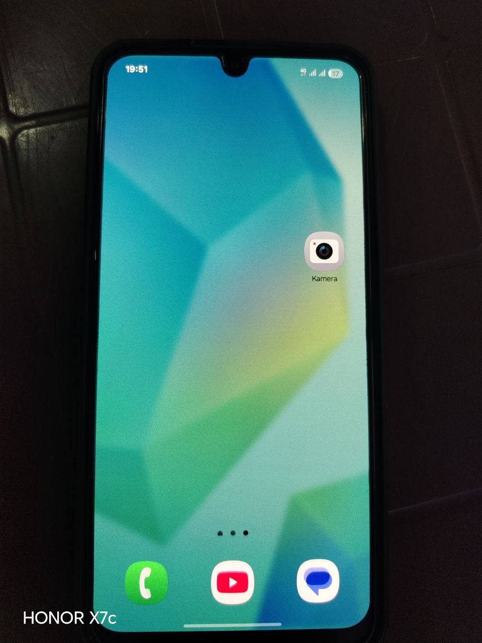 Samsung a16 1-oy islatilgan