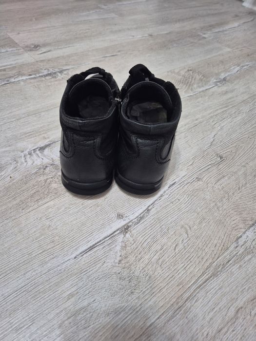 Ghete barbati din piele