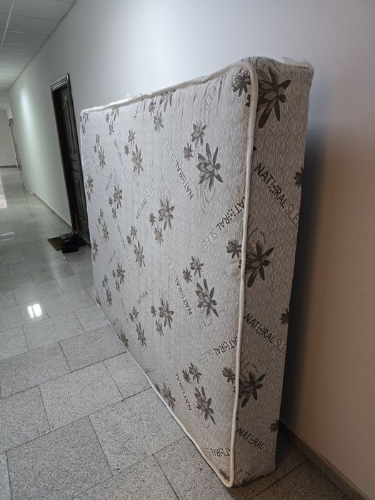 Единичен матрак 160/200