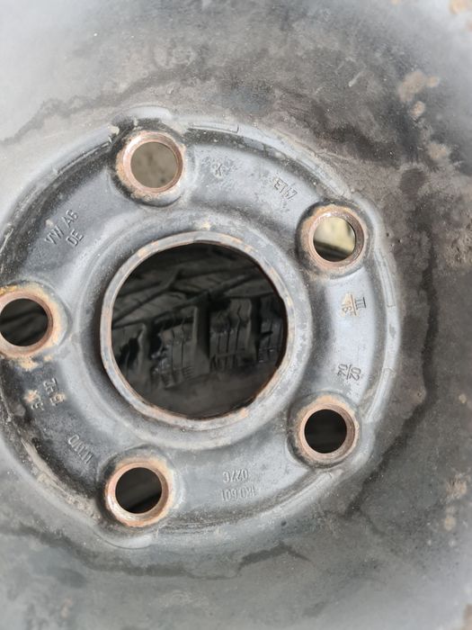 Roți complete de iarnă
