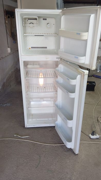 Продам холодильник Ллж в отличном состоянии!