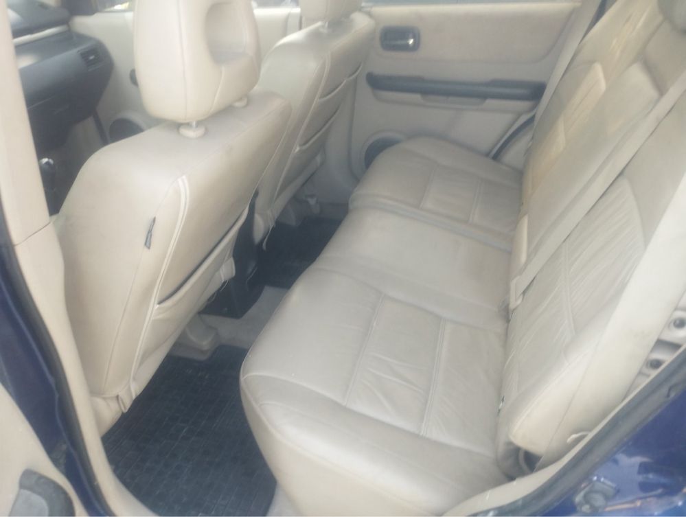 Nisan x- trail