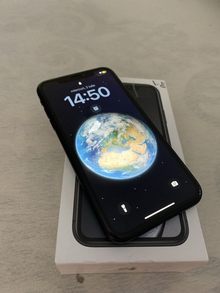 IPHONE XR aproape nou