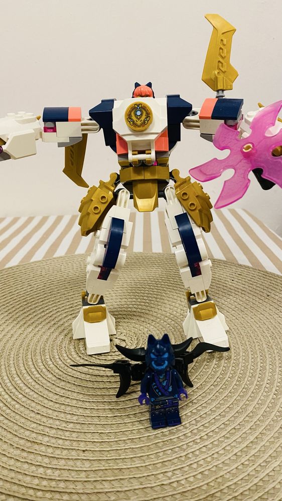 LEGO Ninjago - Robotul stihie tehnologic al Sorei