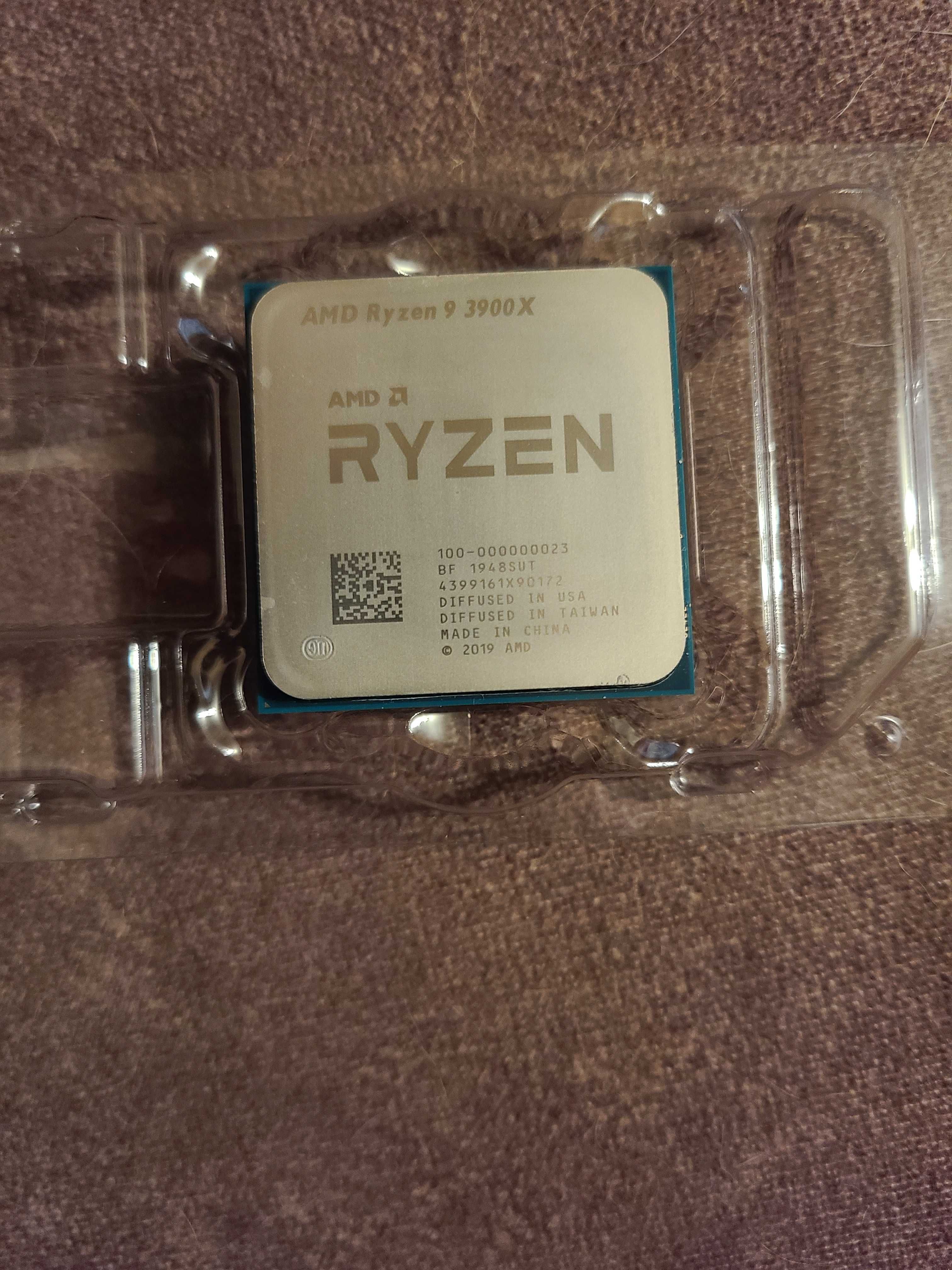 Продавам процесор AMD Ryzen 9 3900X
