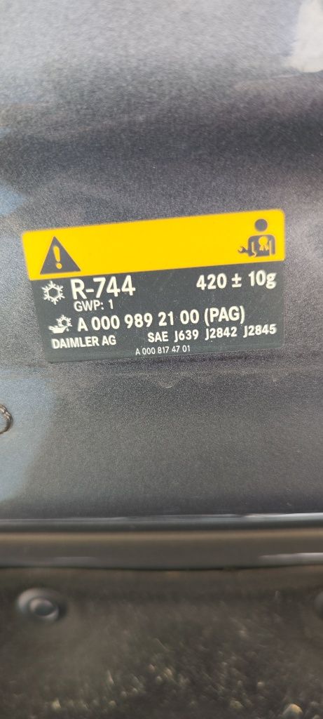 фреон R744.   R1234yf.  R134a