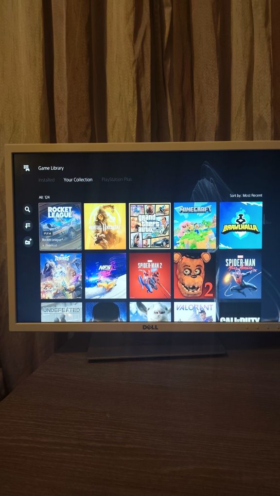 СПЕШНО продавам PlayStation 5 digital със акаунт