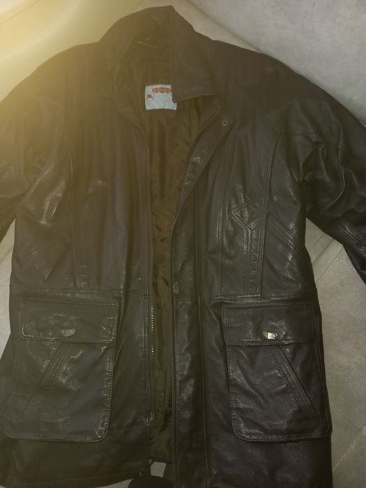 Кожаная мужская куртка б/у