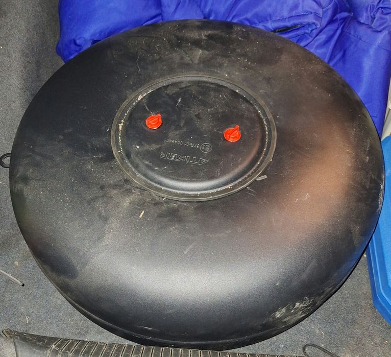 Продавам газова бутилка 48л. 2024 година