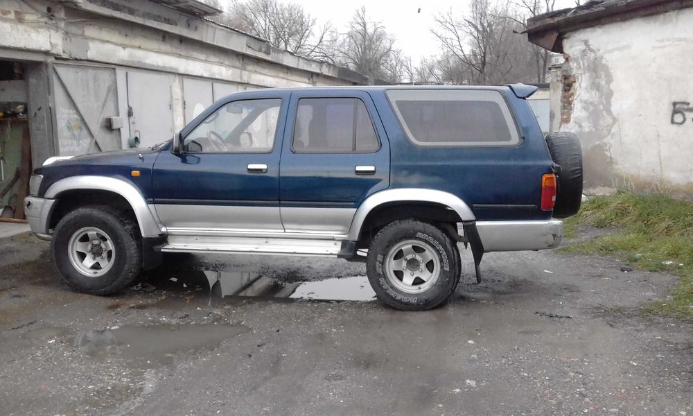 Toyota Hilux Surf 1993 г.