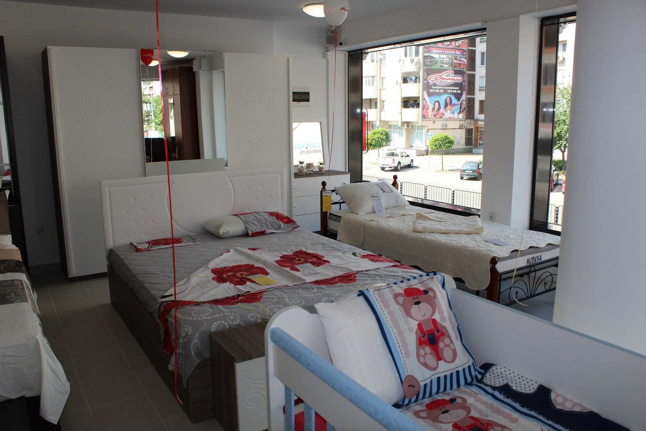 Продава се Магазин в Пловдив, Беломорски - 270 кв.м за 2593 €/кв.м - Снимка #3