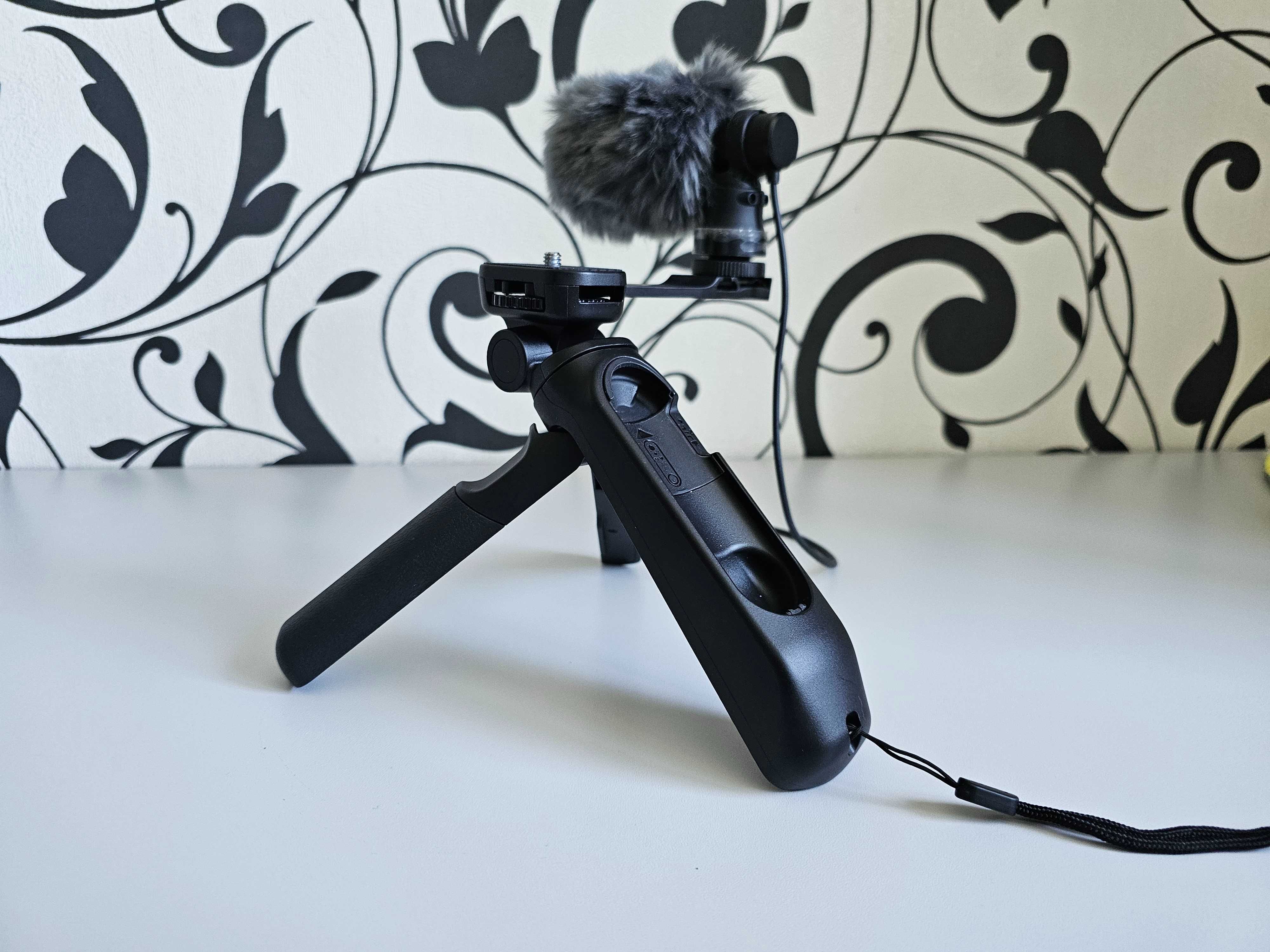 ПРОДАМ Штатив для камеры Canon HG-100TBR +Стереомикрофон Canon DM-E100