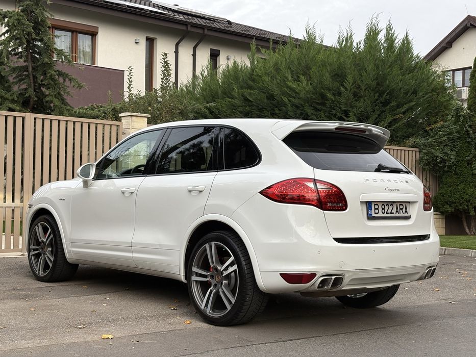 Porsche Cayenne GTS | 210.000 km | 2014 |