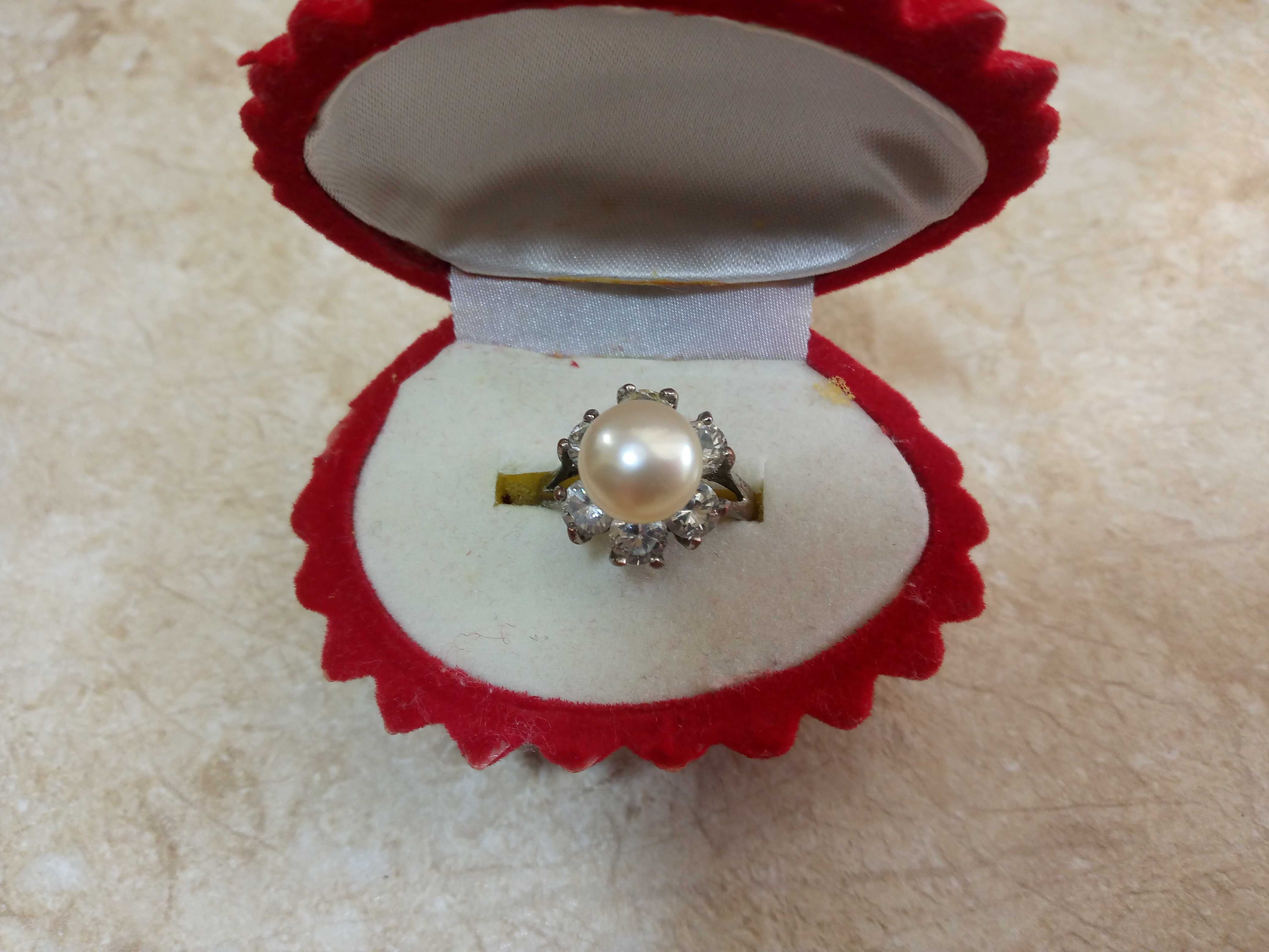 Необычное старинное простое кольцо.Цена 100 тысяч