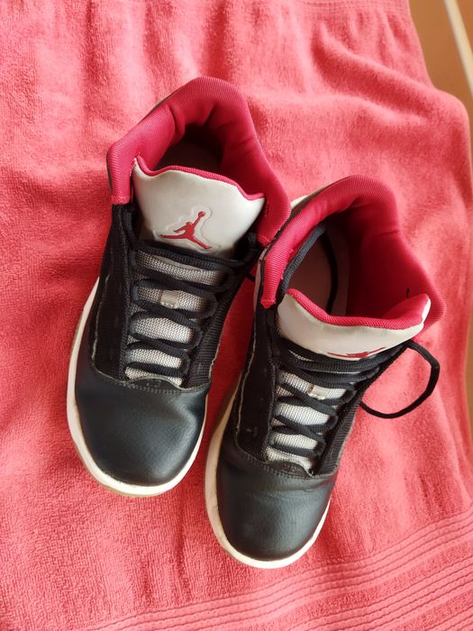 Маратонки Air Jordan 38.5