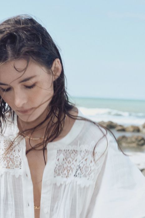 Платье от марки H&M с этикеткой размер М