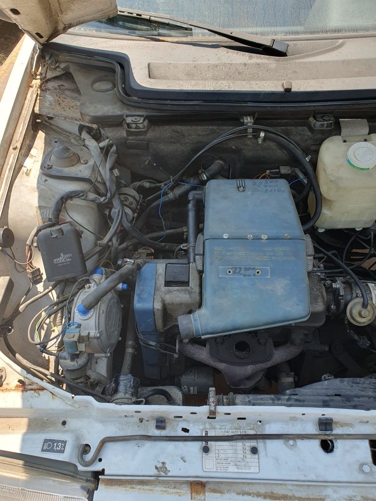 Фиат Уно 1.1 Fiat Uno 1.1 на части