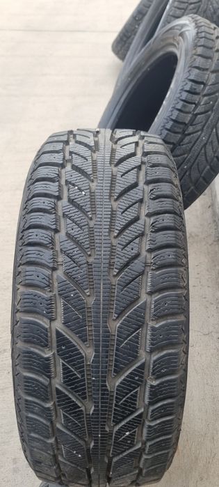 Зимни гуми COOPER 235 55 18 DOT 3218
