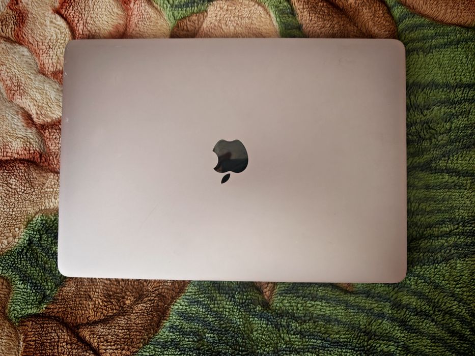 MacBook pro 13 2017
