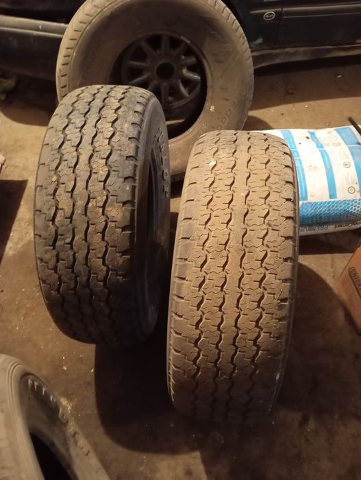 Продам балконы R16 пара 25тыс размер 275/70