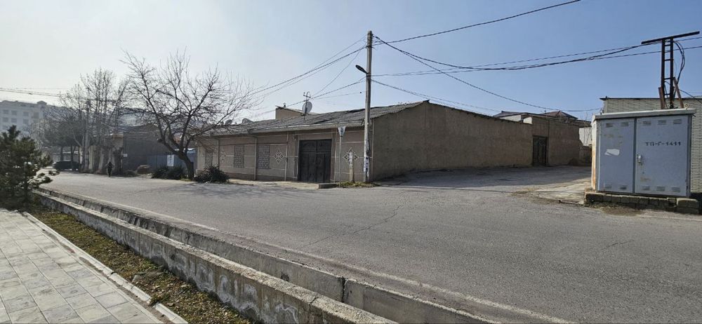 10 соток Президентские школа Амир Темур улица бывшая Фрунзе улица