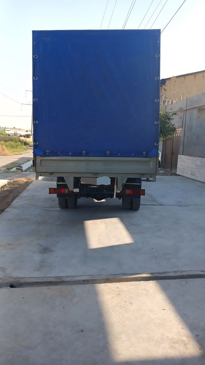Gazel sotiladi 5 metrlik.