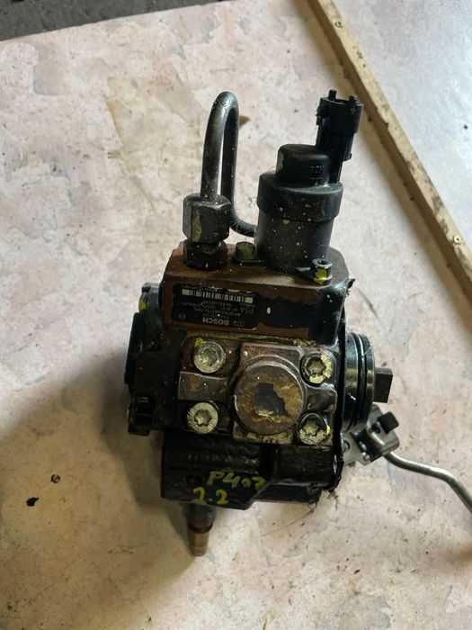Pompa injectie + senzor Peugeot 407 2.2 hdi diesel Bosch 0445010139 9683268980