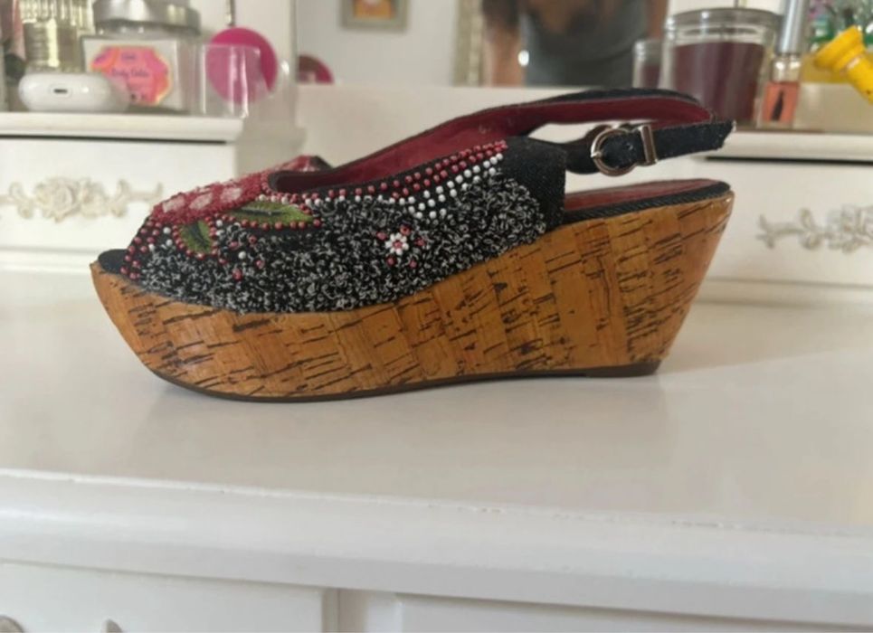 Sandale cu toc din lemn Rasconi