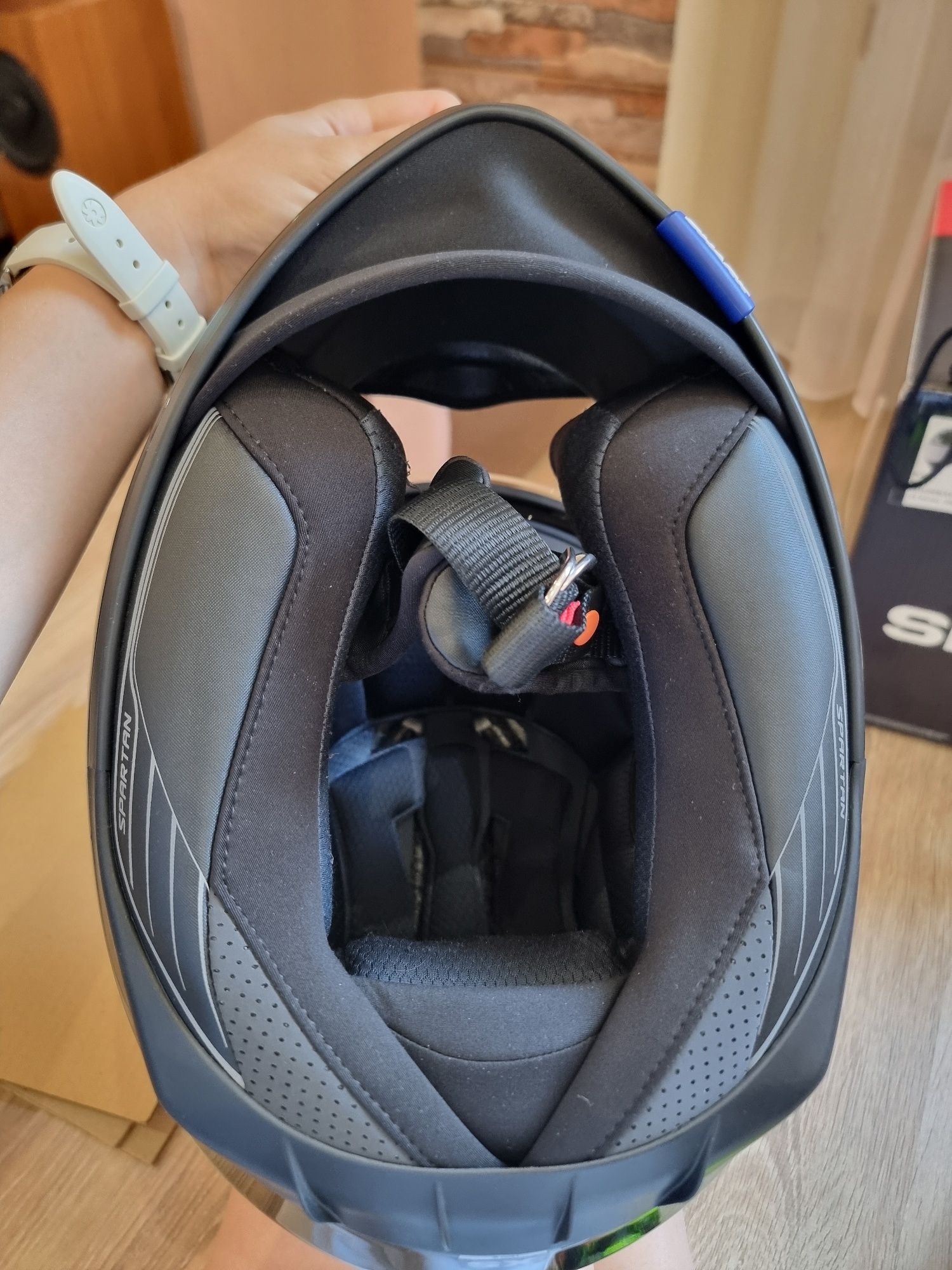 Каска SHARK Spartan blank black xs