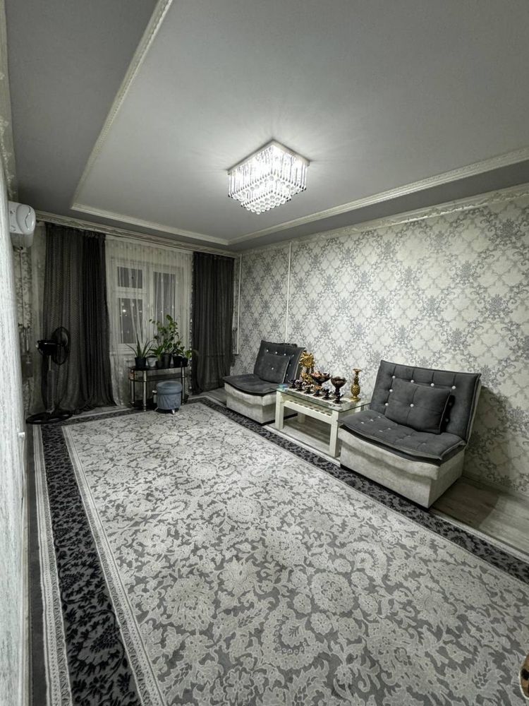 Cдается cpoчно квартира на Метро новза