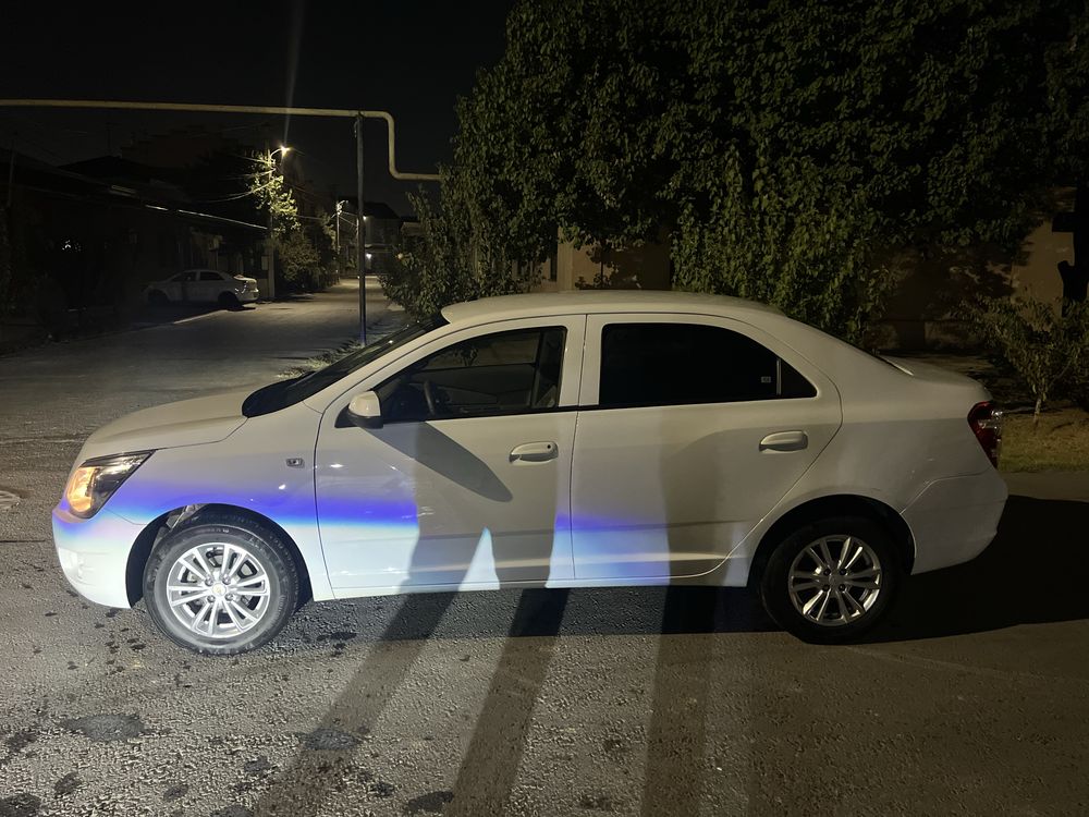 Oq Cobalt LTZ sotiladi !
