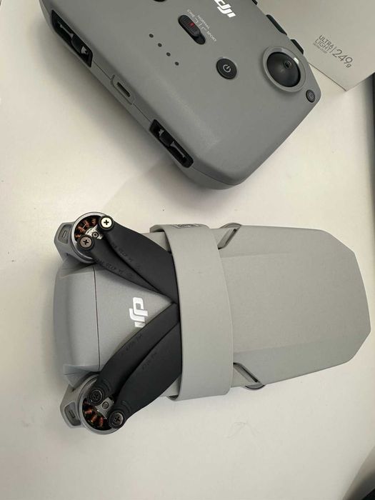 DJI Mini 2 Fly More Combo – перфектен дрон за снимки и видео!