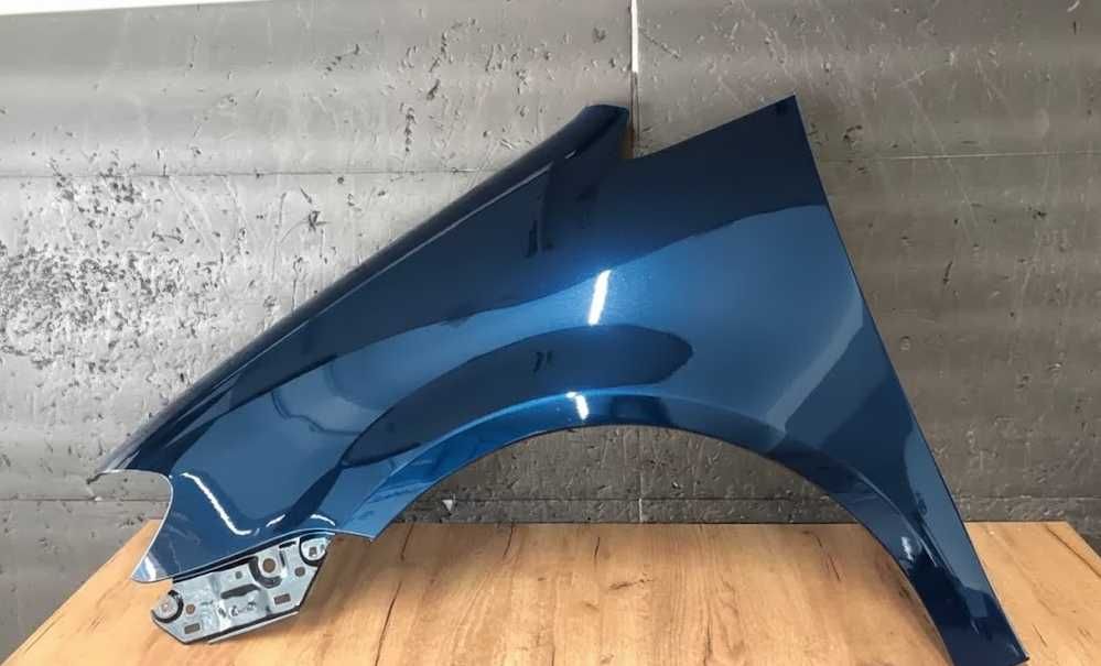 Aripa Fata Stanga VW Touran An 2007-2014 (LD5Q (Albastru))