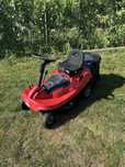 Vand tractoras tuns gazonul motor Brigs&Stratton 6CP