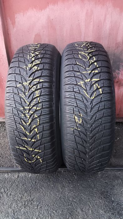 2бр. зимни гуми 185/65/15 GoodYear Ultra Grip 
dot21
6.9mm
Добро състо